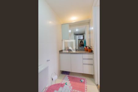Apartamento à venda com 75m², 2 quartos e 1 vaga Apartamento à venda com 75m², 2 quartos e 1 vagaBanheiro da Suíte