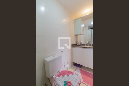 Apartamento à venda com 75m², 2 quartos e 1 vaga Apartamento à venda com 75m², 2 quartos e 1 vagaBanheiro da Suíte