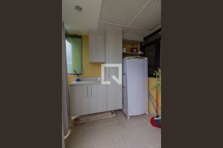 Apartamento à venda com 75m², 2 quartos e 1 vaga Apartamento à venda com 75m², 2 quartos e 1 vagaVaranda