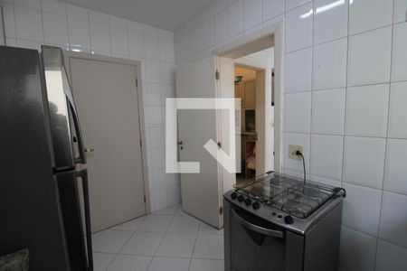 Apartamento à venda com 130m², 3 quartos e 2 vagasCozinha