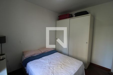 Apartamento à venda com 130m², 3 quartos e 2 vagasQuarto 3