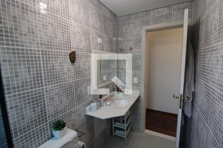 Apartamento à venda com 130m², 3 quartos e 2 vagasBanheiro