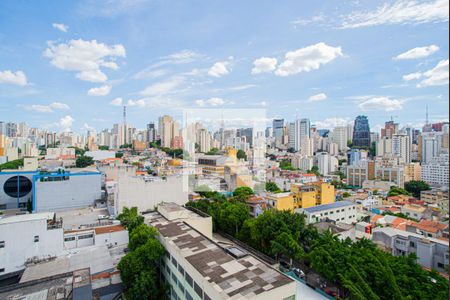 Apartamento à venda com 36m², 1 quarto e 1 vaga Apartamento à venda com 36m², 1 quarto e 1 vagaVista da Varanda da Sala