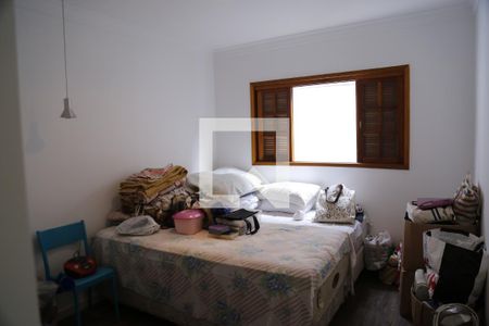 Casa à venda com 250m², 3 quartos e 2 vagasSuíte 2