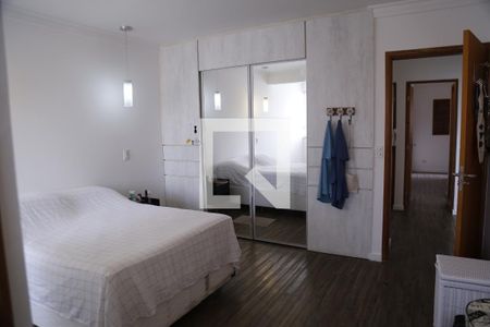 Casa à venda com 250m², 3 quartos e 2 vagasSuíte 3