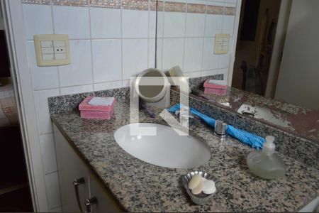 Apartamento à venda com 79m², 2 quartos e 1 vagaBanheiro da Suite