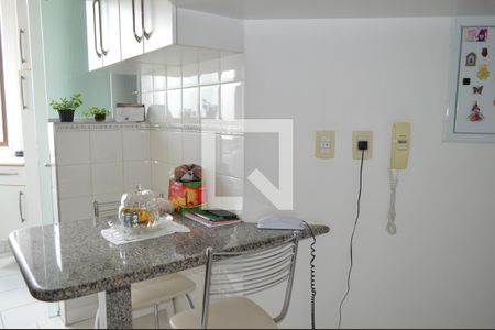 Apartamento à venda com 79m², 2 quartos e 1 vagaCozinha