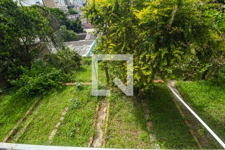 Casa à venda com 347m², 4 quartos e 2 vagasQuintal