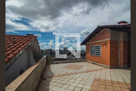 Casa à venda com 347m², 4 quartos e 2 vagasVaranda