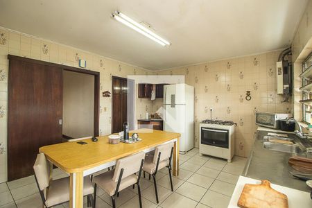 Casa à venda com 347m², 4 quartos e 2 vagasCozinha