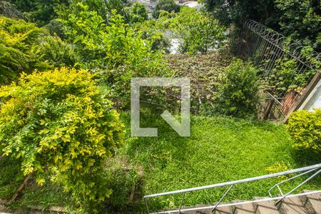 Casa à venda com 347m², 4 quartos e 2 vagasQuintal