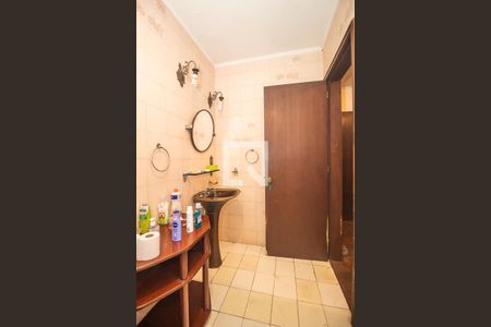 Casa à venda com 347m², 4 quartos e 2 vagasBanheiro da suite 2