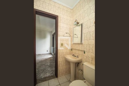 Casa à venda com 347m², 4 quartos e 2 vagasBanheiro