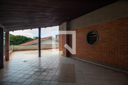 Casa à venda com 347m², 4 quartos e 2 vagasVaranda