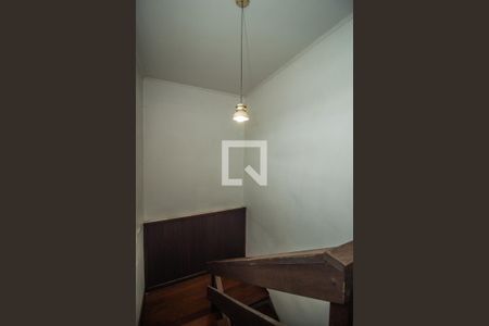 Casa à venda com 347m², 4 quartos e 2 vagasCorredor