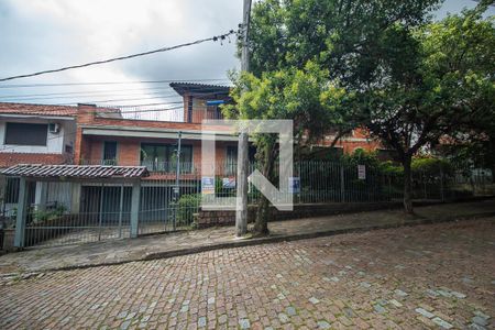 Casa à venda com 347m², 4 quartos e 2 vagasFachada