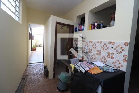 Casa à venda com 176m², 3 quartos e 2 vagasÁrea de Serviço
