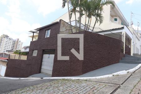 Casa à venda com 176m², 3 quartos e 2 vagasFachada