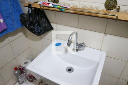 Casa à venda com 125m², 5 quartos e 1 vaga Casa à venda com 125m², 5 quartos e 1 vagaBanheiro 2