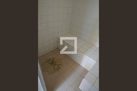 Casa à venda com 572m², 6 quartos e 4 vagasChuveiro Piscina