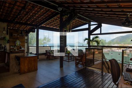 Apartamento à venda com 230m², 3 quartos e 2 vagasÁrea comum 