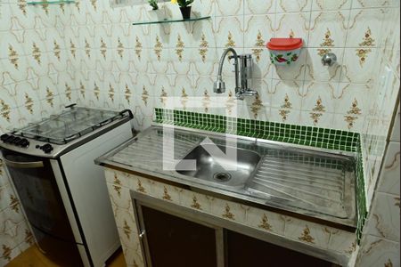 Cozinha de apartamento para alugar com 1 quarto, 54m² em Vila Caiçara, Praia Grande