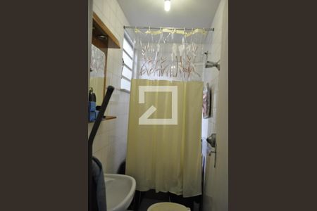 Casa à venda com 350m², 3 quartos e 4 vagasÁrea de serviço casa 2