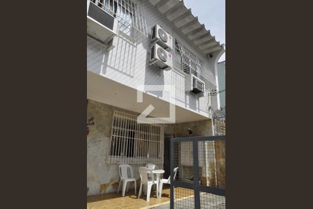 Casa à venda com 350m², 3 quartos e 4 vagasFachada