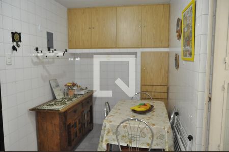 Casa à venda com 350m², 3 quartos e 4 vagasCozinha casa 2