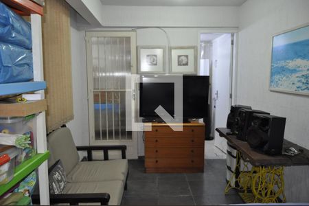 Casa à venda com 350m², 3 quartos e 4 vagasQuarto - Anexo