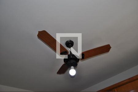 Casa à venda com 350m², 3 quartos e 4 vagasBanheiro Quarto casa 2