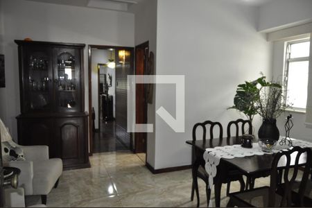 Casa à venda com 350m², 3 quartos e 4 vagasSala de Jantar  2°Andar