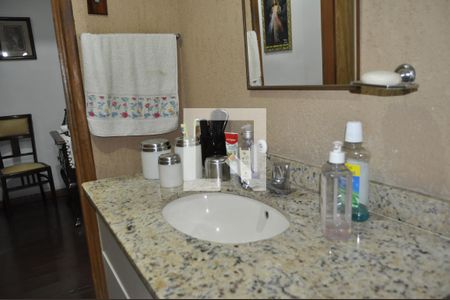 Casa à venda com 350m², 3 quartos e 4 vagasLavabo