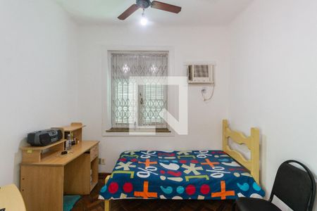 Casa à venda com 368m², 4 quartos e 2 vagasQuarto 2