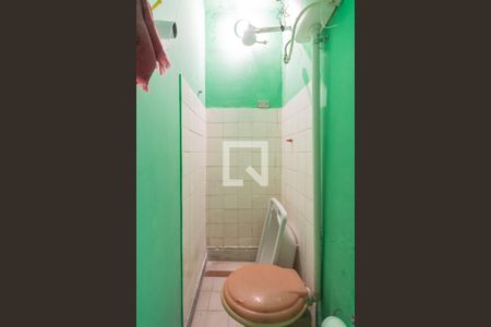 Casa à venda com 368m², 4 quartos e 2 vagasBanheiro de serviço