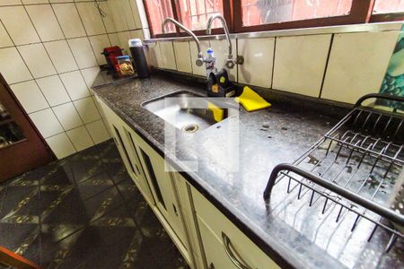 Casa à venda com 298m², 5 quartos e 2 vagas Casa à venda com 298m², 5 quartos e 2 vagasCozinha