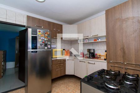 Casa à venda com 144m², 2 quartos e 2 vagas Casa à venda com 144m², 2 quartos e 2 vagasCozinha