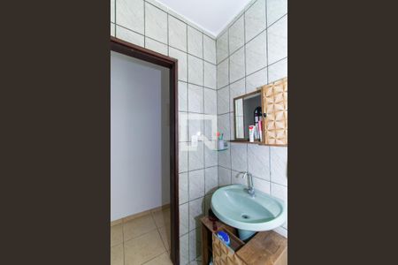 Casa à venda com 144m², 2 quartos e 2 vagas Casa à venda com 144m², 2 quartos e 2 vagasBanheiro 2