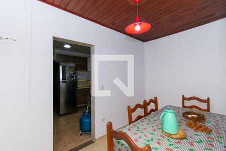 Casa à venda com 144m², 2 quartos e 2 vagas Casa à venda com 144m², 2 quartos e 2 vagasSala de Jantar