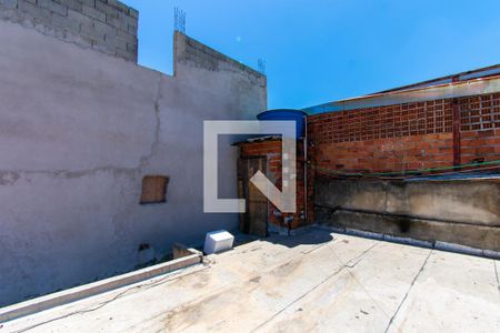 Casa à venda com 144m², 2 quartos e 2 vagas Casa à venda com 144m², 2 quartos e 2 vagasQuintal
