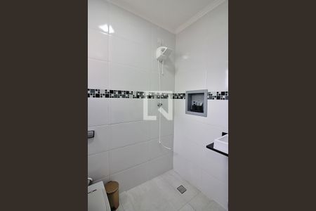 Casa à venda com 200m², 2 quartos e 3 vagasBanheiro Social