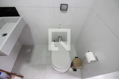 Casa à venda com 200m², 2 quartos e 3 vagasQuarto 1 - Suíte Banheiro