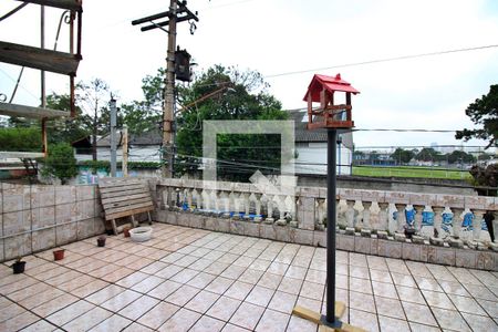 Casa à venda com 200m², 2 quartos e 3 vagasVaranda