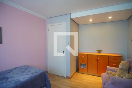 Casa à venda com 220m², 4 quartos e 2 vagas Casa à venda com 220m², 4 quartos e 2 vagasQuarto 4