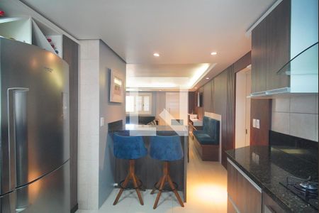 Casa à venda com 220m², 4 quartos e 2 vagas Casa à venda com 220m², 4 quartos e 2 vagasCozinha