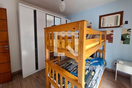 Casa à venda com 160m², 4 quartos e 3 vagas Casa à venda com 160m², 4 quartos e 3 vagasQuarto 1