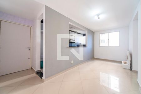 Sala de apartamento para alugar com 2 quartos, 45m² em Vila Homero Thon, Santo André