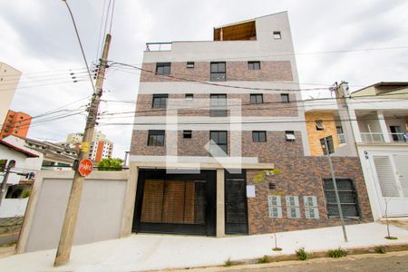 Apartamento à venda com 80m², 2 quartos e 1 vaga Apartamento à venda com 80m², 2 quartos e 1 vagaFachada