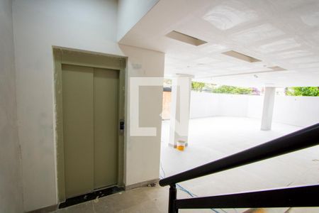Apartamento à venda com 80m², 2 quartos e 1 vaga Apartamento à venda com 80m², 2 quartos e 1 vagaGaragem