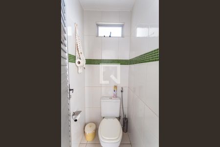 Casa à venda com 600m², 5 quartos e 15 vagas Casa à venda com 600m², 5 quartos e 15 vagasBanheiro do Espaço Gourmet